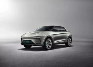 巅峰驾驭 世界级电动超跑，1200千瓦的狂野与2.5秒的极致